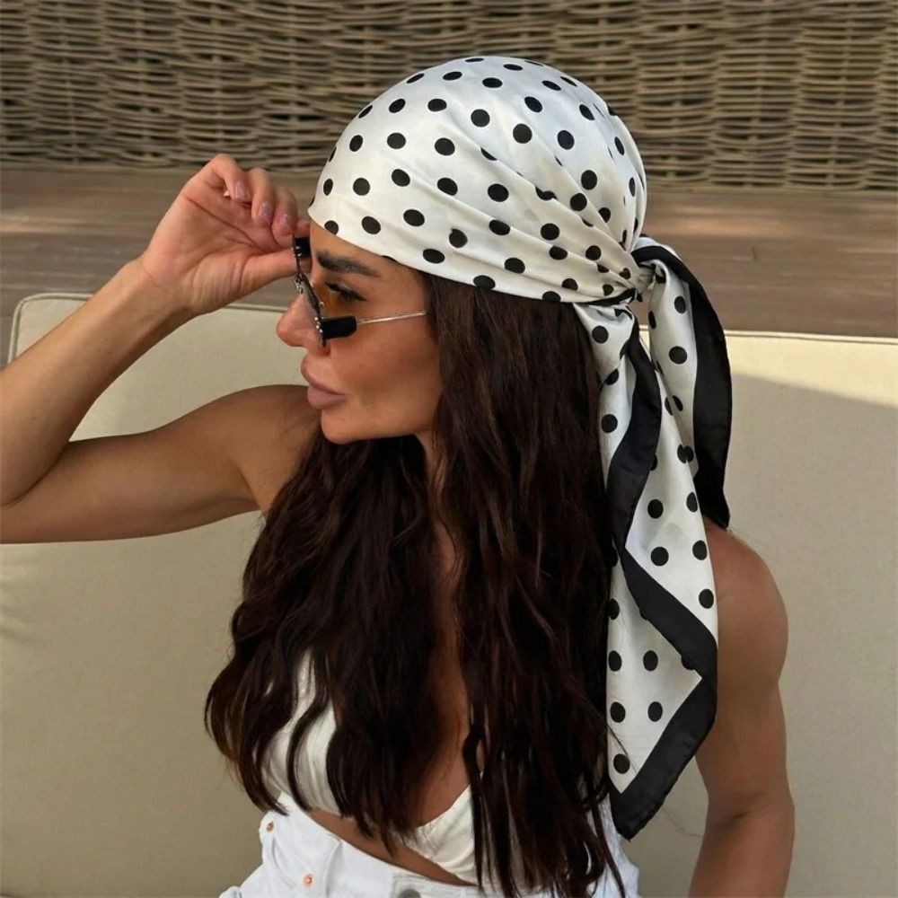 Women'S Korean Accessories - Écharpe élégante à pois imprimés, forme