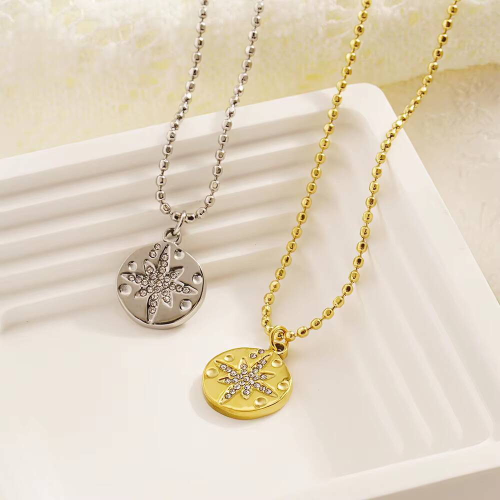 Coin Necklace Delicate - Collier avec pendentif étoile en Cz