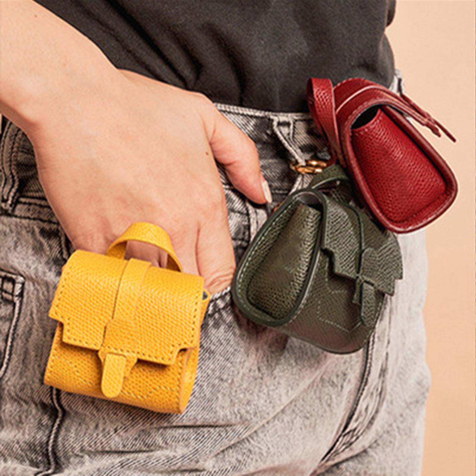 Modèle artisanal en cuir, modè - Women Accessories Drawing avis et prix