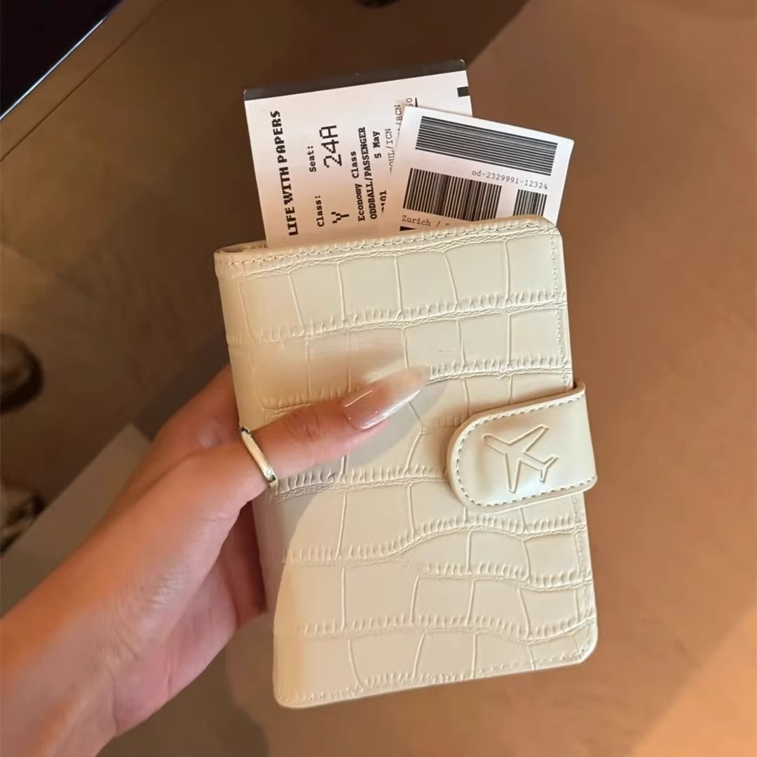 Housse de passeport en cuir PU - Women Accessories List avis et prix