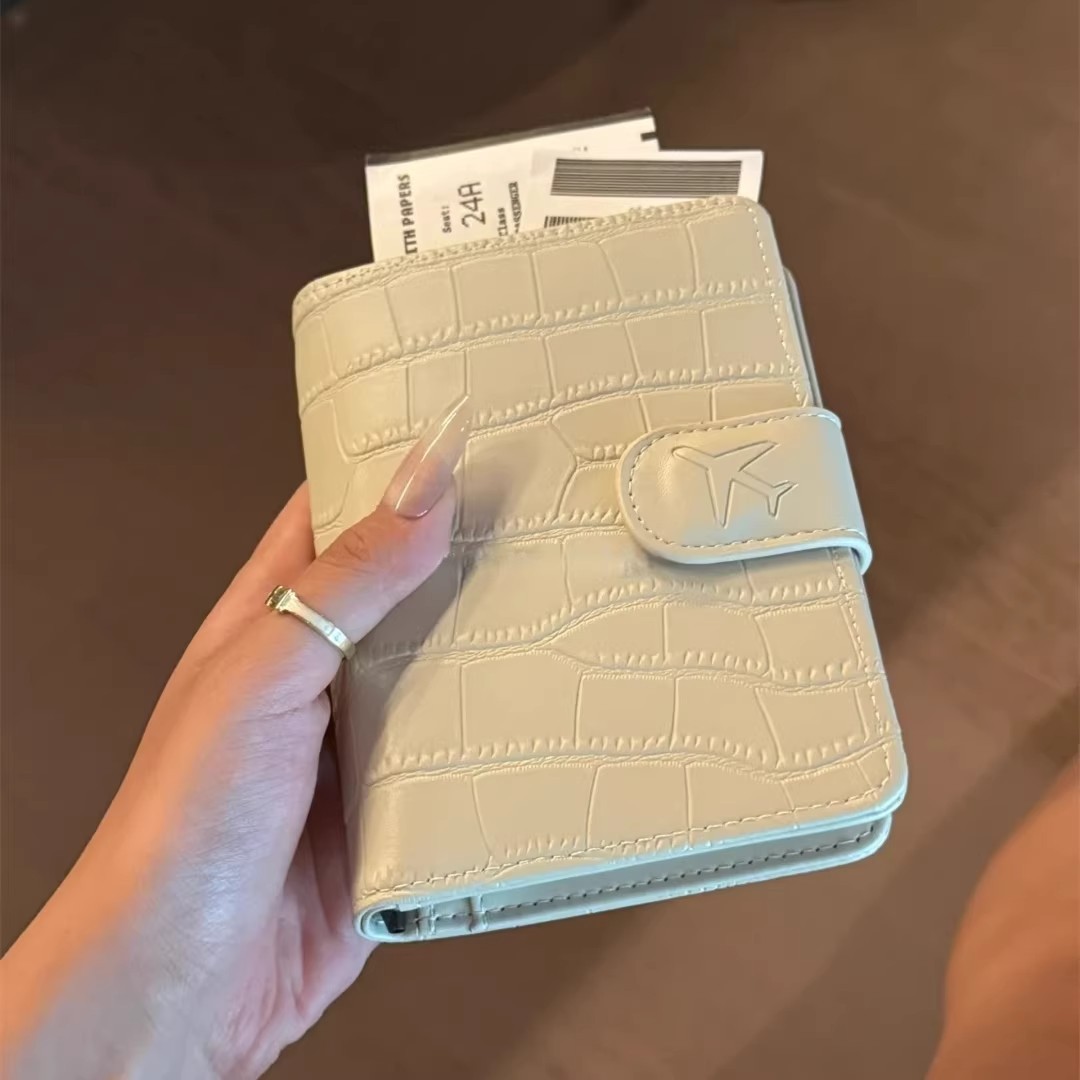 Housse de passeport en cuir PU - Women Accessories List avis et prix