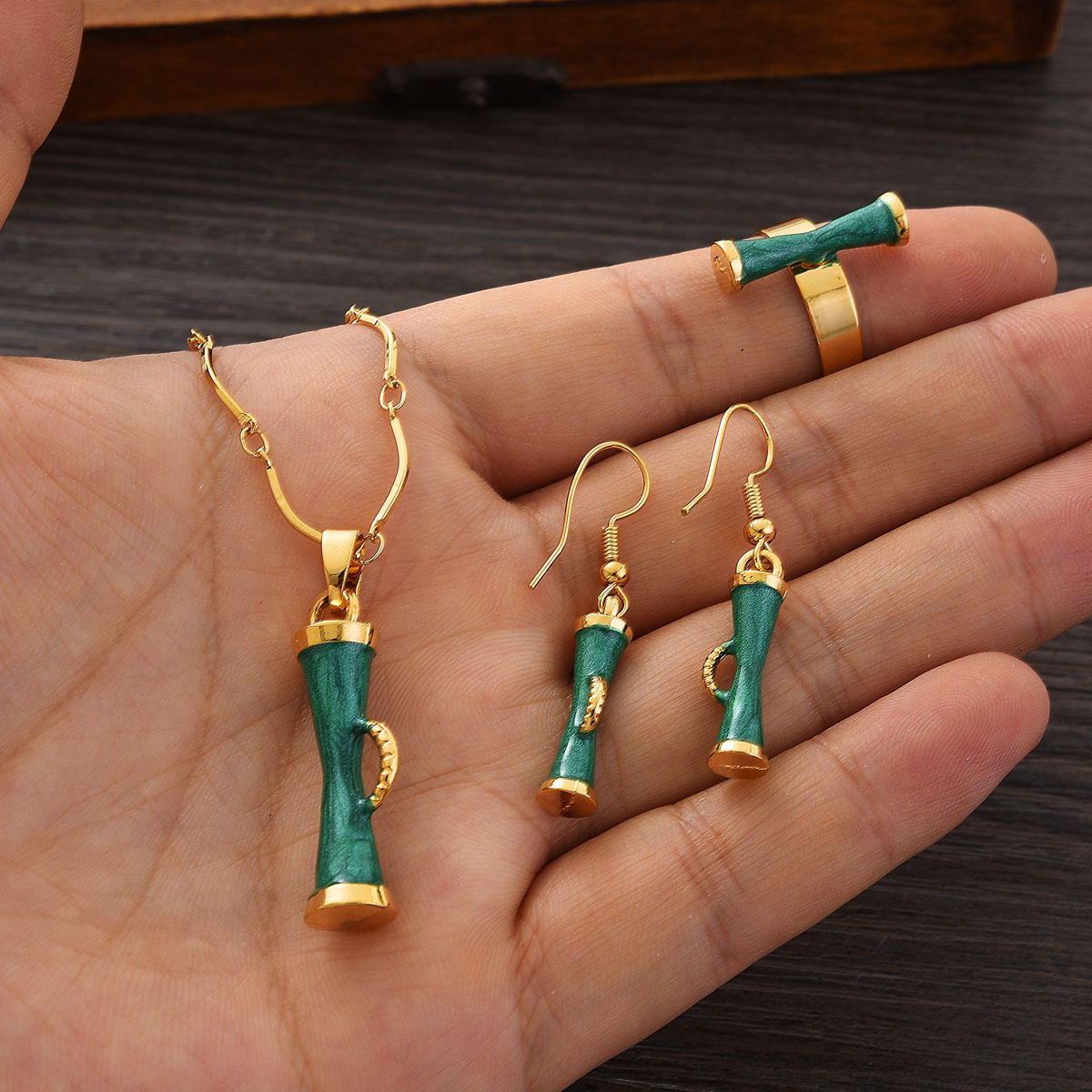 Ensemble de bijoux couleur or  - Women Accessories Png avis et prix